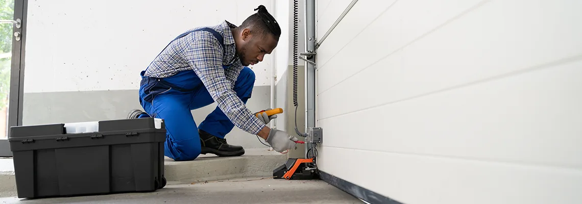 Repair Garage Door Not Closing But Light Flashing in Fort Pierce, FL