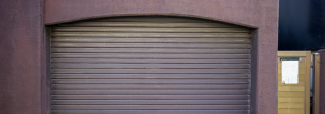 Fallen Garage Door Worn Rollers Replacement in Fort Pierce, Florida